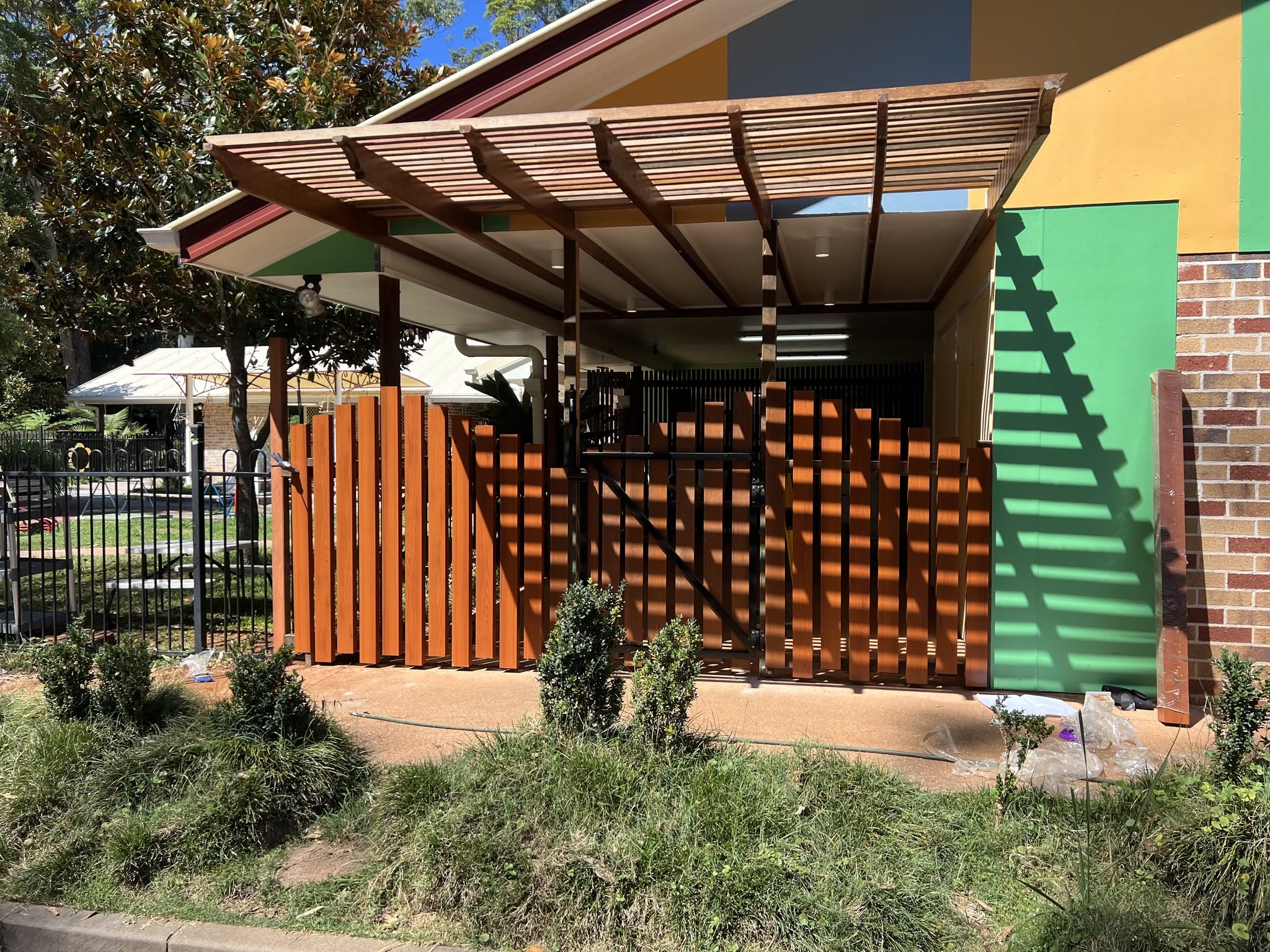 Cantilevered entry pergola and gate treatment completed by Matthew through My Mind Design